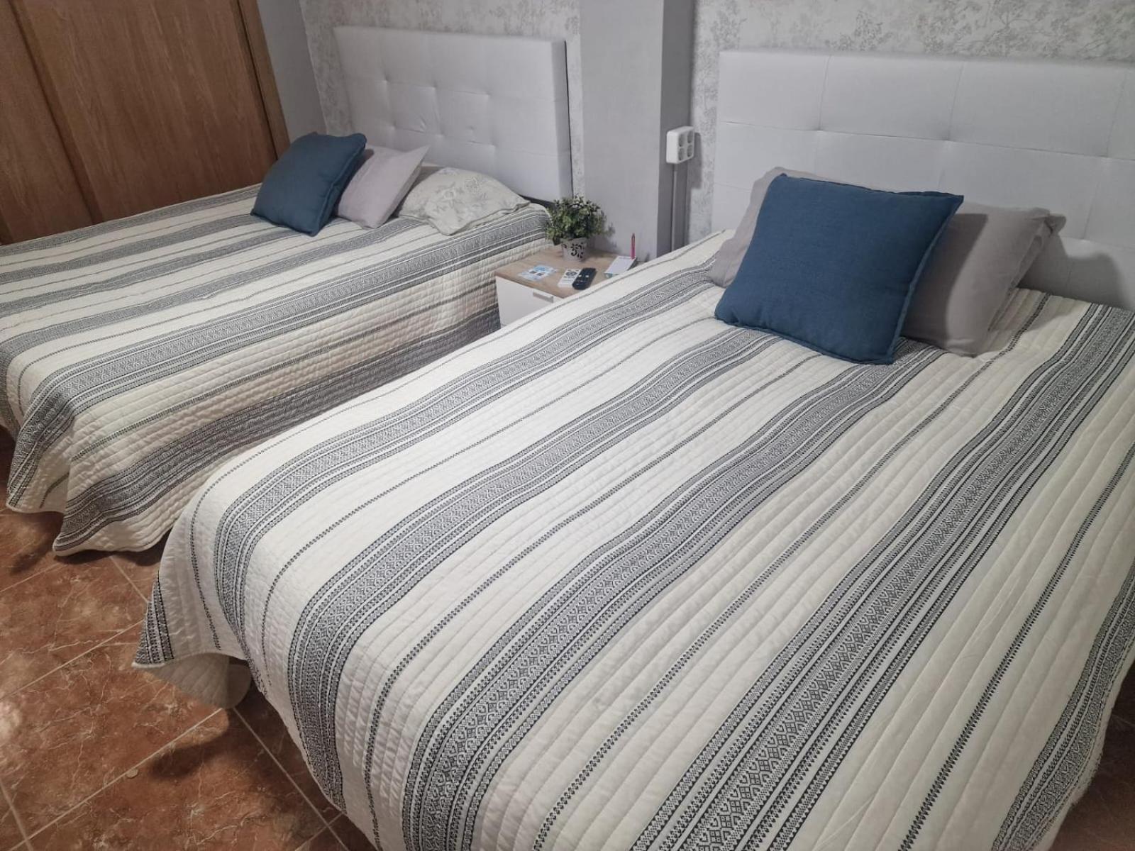 Habitaciones Zoe Sagunto エクステリア 写真